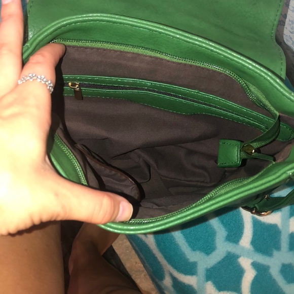 Micheal Kors purse - Picture 3 of 3